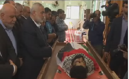 حضور اسماعیل هنیه در مراسم تشییع پیکر شهید فلسطینی در نوار غزه+ عکس حضور اسماعیل هنیه در مراسم تشییع پیکر شهید فلسطینی در نوار غزه+ عکس