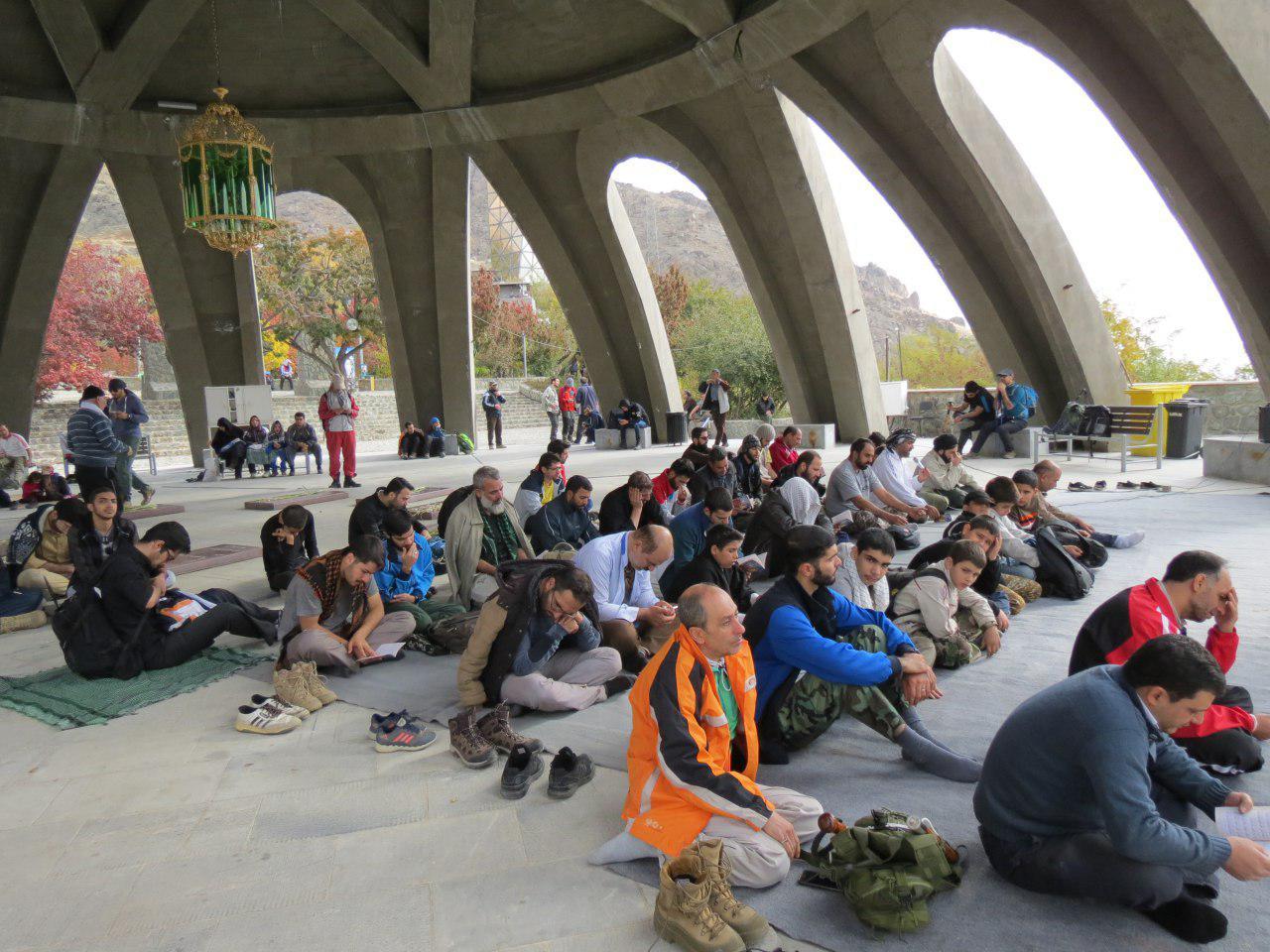 هیئتی در دل کوه + تصاویر