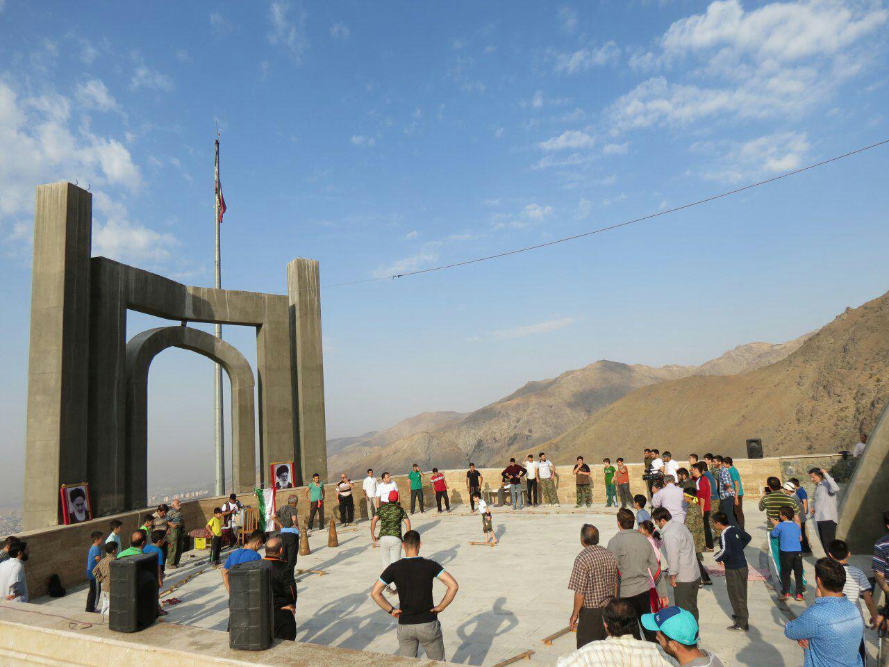 هیئتی در دل کوه + تصاویر