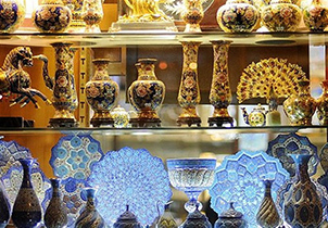 هنرمندان صنایع دستی اصفهانی  بیمه می شوند