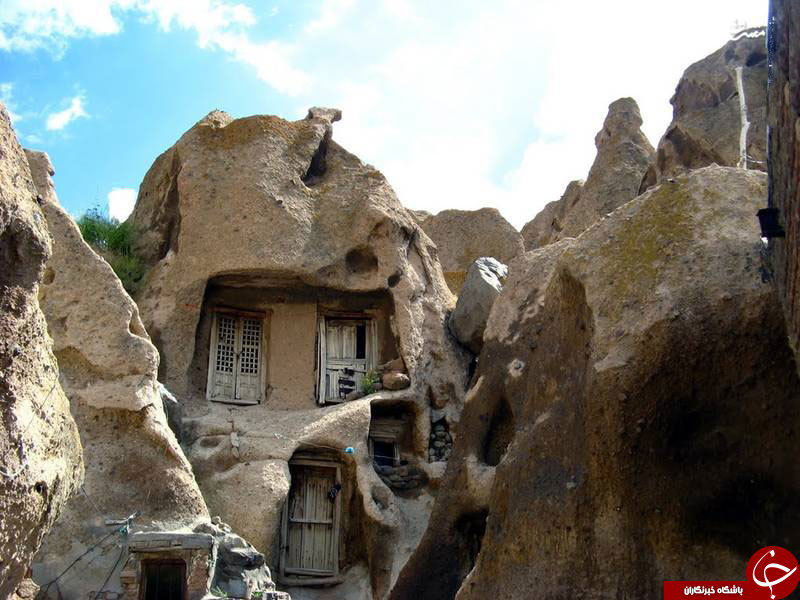 خانه و زندگی در دل سنگ&zwnj;های کندوان+تصاویر