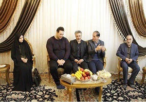 تجلیل شورا و شهرداری اردبیل از نایب قهرمان وزنه برداری جهان