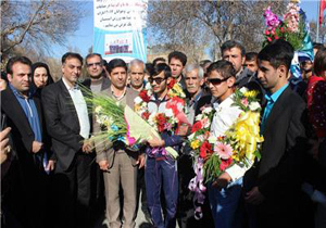 استقبال جامعه ورزش از دونده های نابینای همدانی