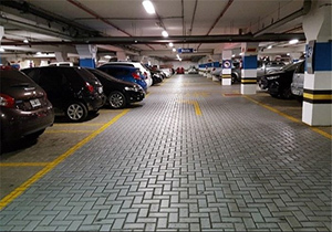 معاف سازندگان پارکینگ های عمومی خودرو از پرداخت عوارض در همدان