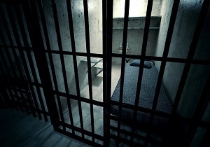پرستار زن انگلیسی به 16 سال زندان محکوم شد+عکس