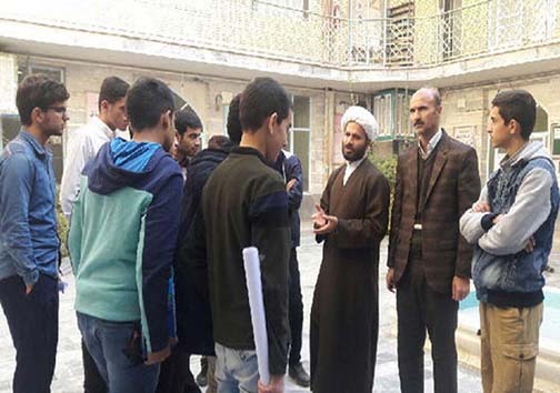 تصاویر بازدید دانش&zwnj;آموزان کوهدشتی از مدارس علمیه