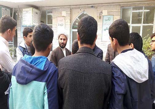 تصاویر بازدید دانش&zwnj;آموزان کوهدشتی از مدارس علمیه