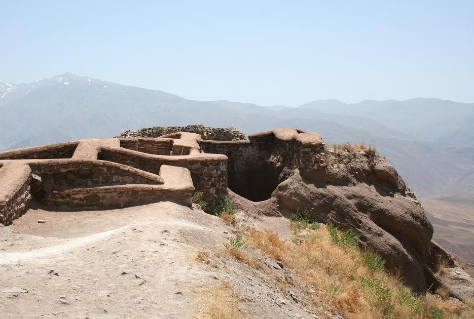 عقاب دست&zwnj;آموز ایران در کجا آشیانه کرده است؟