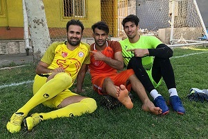نصرتی: بازیکنان نفت مانند بچه‌هایی هستند که پدر و مادرشان قصد جدایی دارند