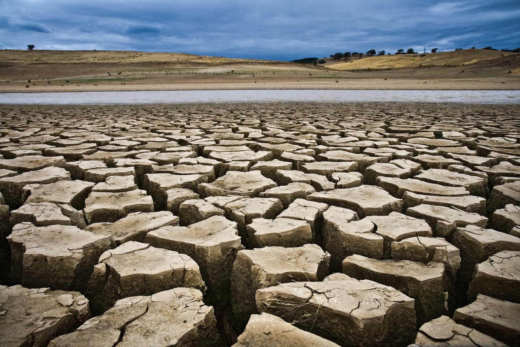 توقف افت سطح آب های زیرزمینی ایلام