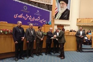 استاد دانشگاه تبریز پژوهشگر برتر کشور انتخاب شد
