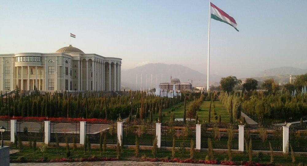 دولت تاجیکستان مرز &laquo;شیرخان بندر&raquo; را مسدود کرد