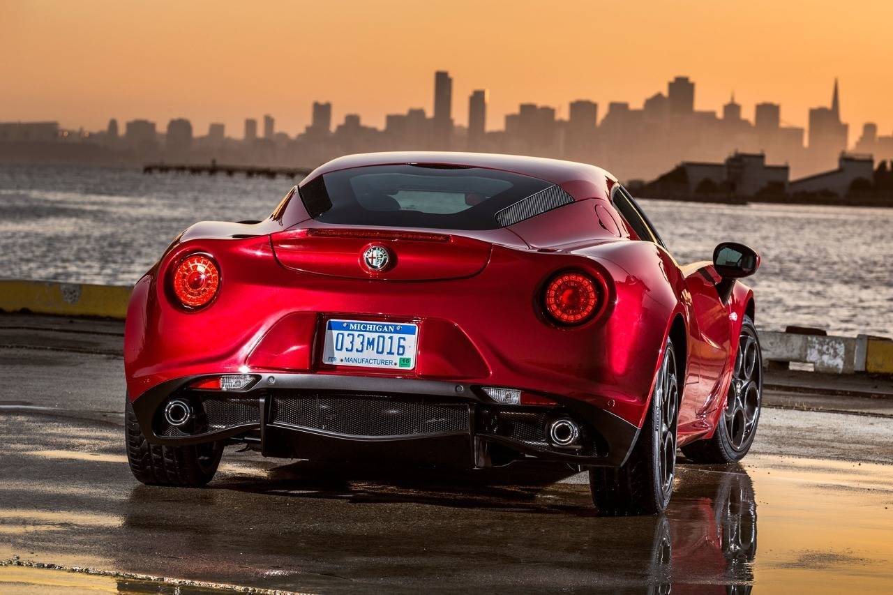 لیست قیمت محصولات Alfa Romeo در بازار دبی