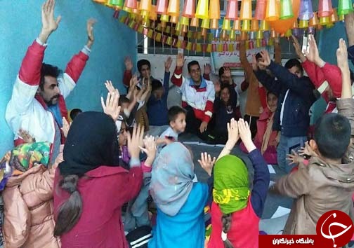 حمایت روانی تیم&zwnj;های سحر هلال احمرمازندران در مناطق زلزله زده کرمانشاه +تصاویر