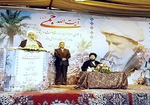 آیت الله جمی عامل اتحاد در آبادان