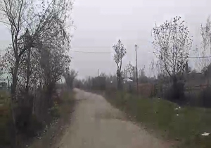 تردد دشوار از جاده نامناسب روستای «نوکاشت» + فیلم