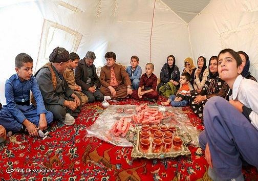 مهربانی به یلندای یلدا در کنار زلزله زدگان