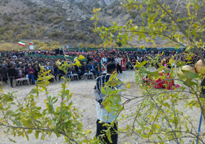 سومین جشنواره انار شهرستان کیار