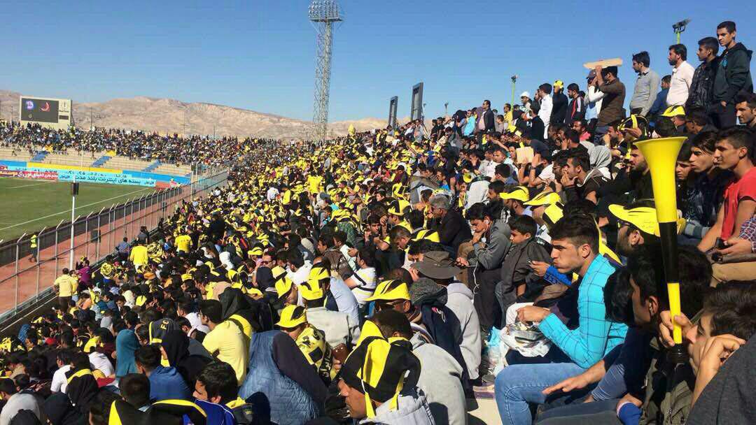 حاشیه های قبل از دیدار تیم های فوتبال پارس جنوبی جم و پرسپولیس