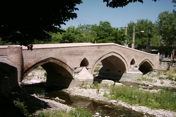 اردبیل با پیشینه قوی فرهنگی دارای آثار تاریخی فراوان در بین استان های کشور است