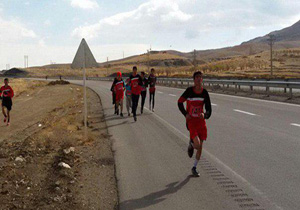 قهرمانی تیم الیگودرز در مسابقات دو صحرانوردی لرستان