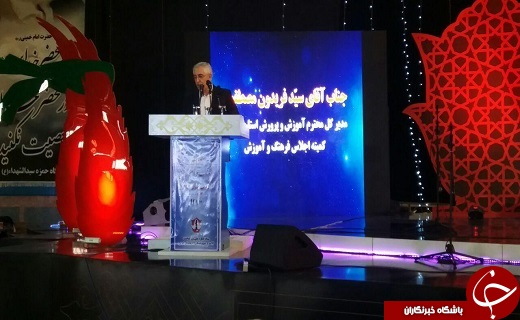 ۶ کشته و زخمی در واژگونی سواری سمند/وجود ۹۲۰ معلم و دانش آموز شهید در آذربایجان غربی/افزایش صادرات سیب درختی آذربایجان غربی