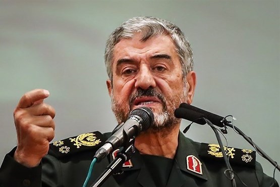 بسیجیان برخلاف عده&zwnj;ای که خود را طلبکار نظام می&zwnj;دادند، خود را بدهکار می&zwnj;دانند