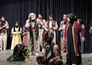 انتخاب 13 نمایش برای اجرا درجشنواره تئاتر کُردی سقز