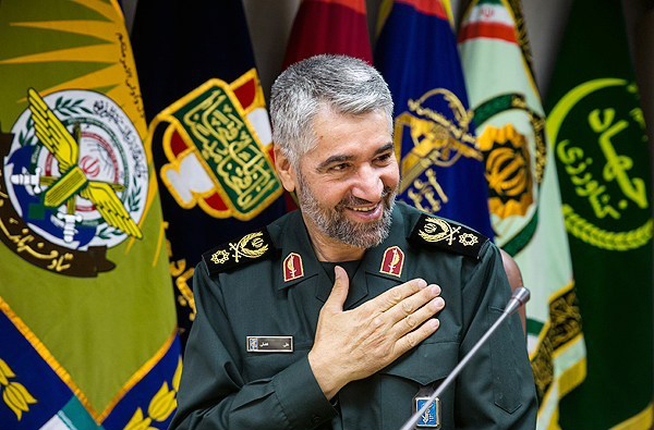 نباید از توطئه دشمنان غافل باشیم/ الگوی مقاومت امام خمینی(ره)، رمز پیروزی مردم سوریه و عراق