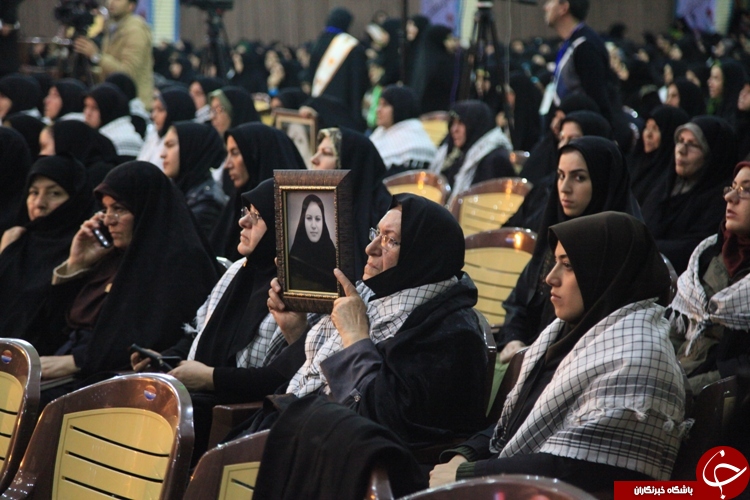 برگزاری اجلاس بانوان کنگره ملی ۱۲ هزار شهید آذربایجان غربی+تصاویر