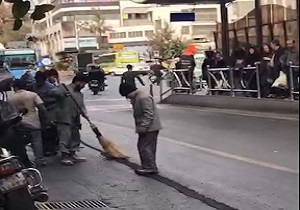 روش عجیب ترمیم آسفالت خیابانی در تهران+ فیلم