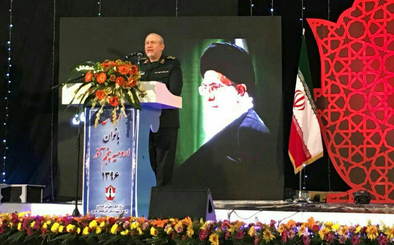 نقش زنان کم نظیر  آذربایجان غربی در  دفاع مقدس /برچیده شدن سیطره داعش ثمره صدور انقلاب اسلامی است