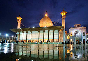حرم شاهچراغ عزادار شهادت امام حسن عسکری (ع)