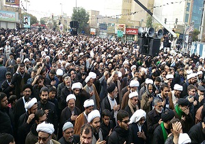 دسته عزاداری سالروز شهادت امام حسن عسکری(ع) در قم برپا شد