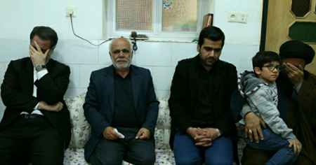 ادای احترام به مقام شهید مدافع حرم