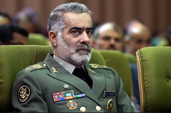 سردار سلیمانی انسانی مخلص است