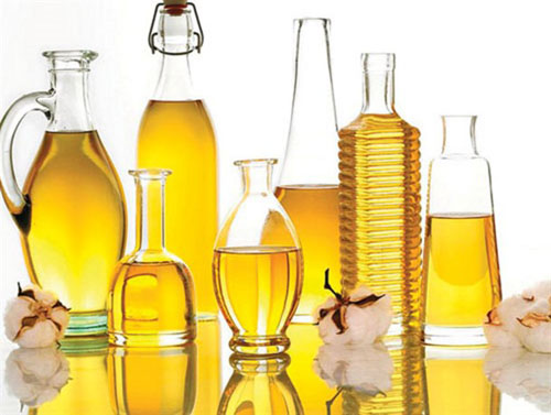 کاهش تولید روغن نباتی نگران کننده است/ جلسه قیمت نان در ریاست جمهوری در حال برگزاری است