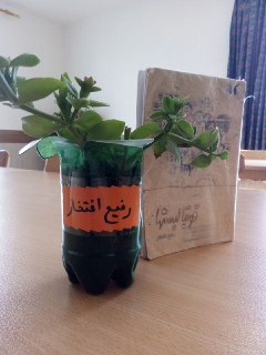 ادای احترام اعضای باشگاه کتابخوانی یک روستا به نویسندگان کودک و نوجوان