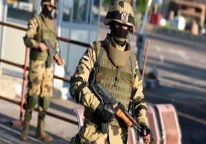کشته شدن ۱۱ مظنون به ارتباط با گروه‌های تروریستی در درگیری با پلیس مصر