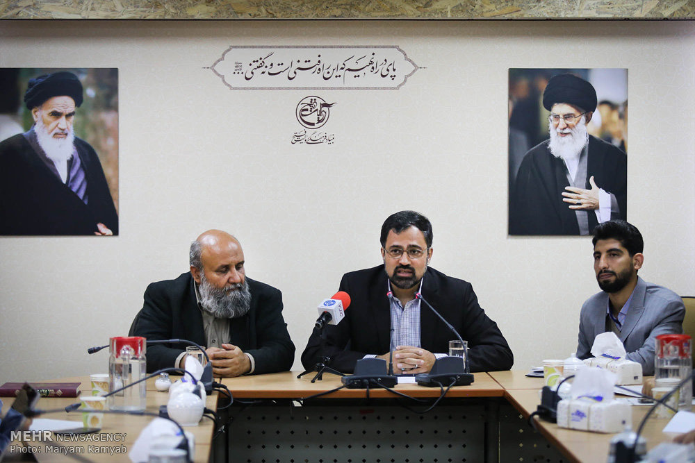 کاریکاتوریست&zwnj;ها &laquo;پایان یک داعش&raquo; را رقم می&zwnj;زنند/ انتقاد مسعود شجاعی طباطبایی از وزارت ارشاد