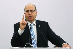 موشه یعلون مدعی شد: ترامپ نباید وقت را برای فشار بر ایران تلف کند