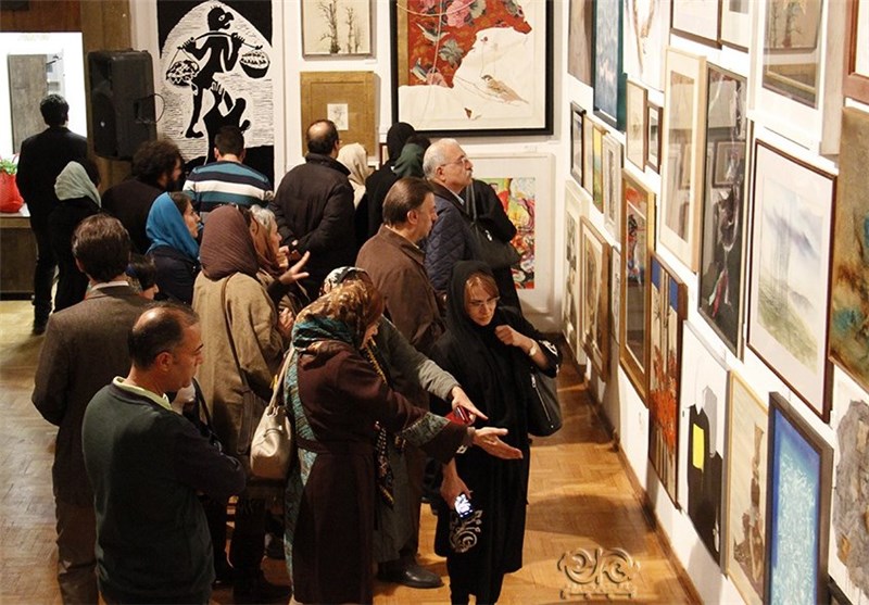 فروش آثار نمایشگاه «هفت نگاه» در فرهنگسرای نیاوران