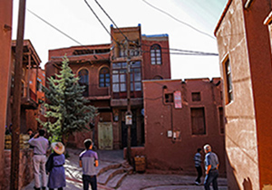 بازدیدبیش از ۳۹ هزار گردشگر خارجی در سال ۹۶ از ابیانه نطنز