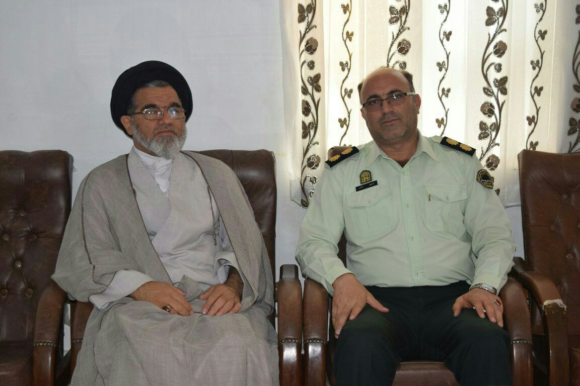 فرمانده انتظامی شهرستان دهلران با امام جمعه دهلران دیدار کرد