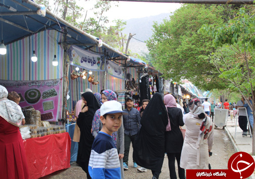 حضور بی شمار گردشگران نوروزی در کنار دریاچه زیبای کیو در خرم آباد