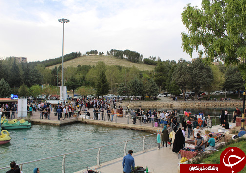 حضور بی شمار گردشگران نوروزی در کنار دریاچه زیبای کیو در خرم آباد
