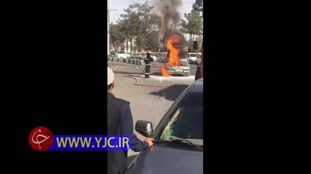 پژو 405 در زاهدان طعمه آتش شد + فیلم