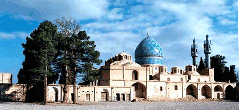 آرامگاه شاه نعمت الله ولی نگینی فیروزه ای در دل ماهان