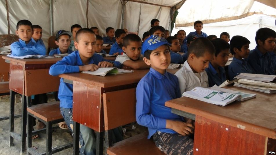 اعتصاب معلمان ولایت قندوز در اعتراض به تاخیر پرداخت حقوق