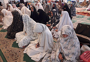 حضور بیش از ۵۰۰ معتکف در مساجد آزادشهر